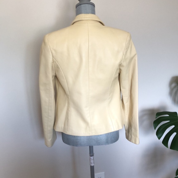 **Rare** Danier Leather Jacket - Size S (4-6) - Picture 5 of 11